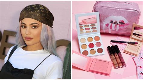 fake kylie cosmetic bag|Kylie Jenner Calls Out Counterfeit Kylie Cosmetics Site on Twitter .